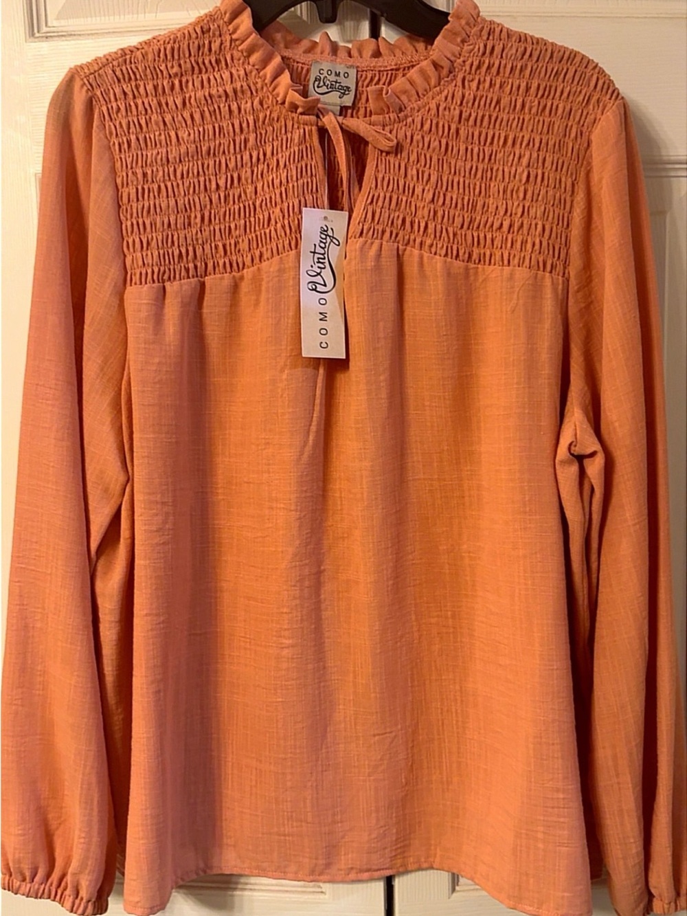LOT Como Vintage Women's Tops